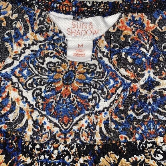 Sun & Shadow Blouse - Picture 6 of 9